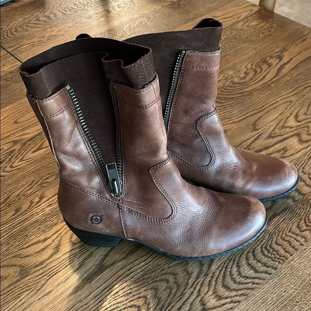 Born Brown Leather Ankle Boots Women’s 8.5